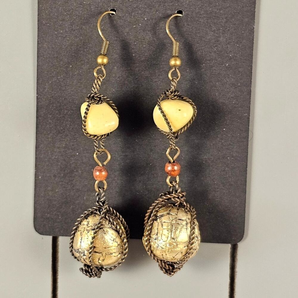 Boho Wire Wrapped Dangle Earrings Gold Tone Beaded Artisan 2.5”  Vintage Jewelry